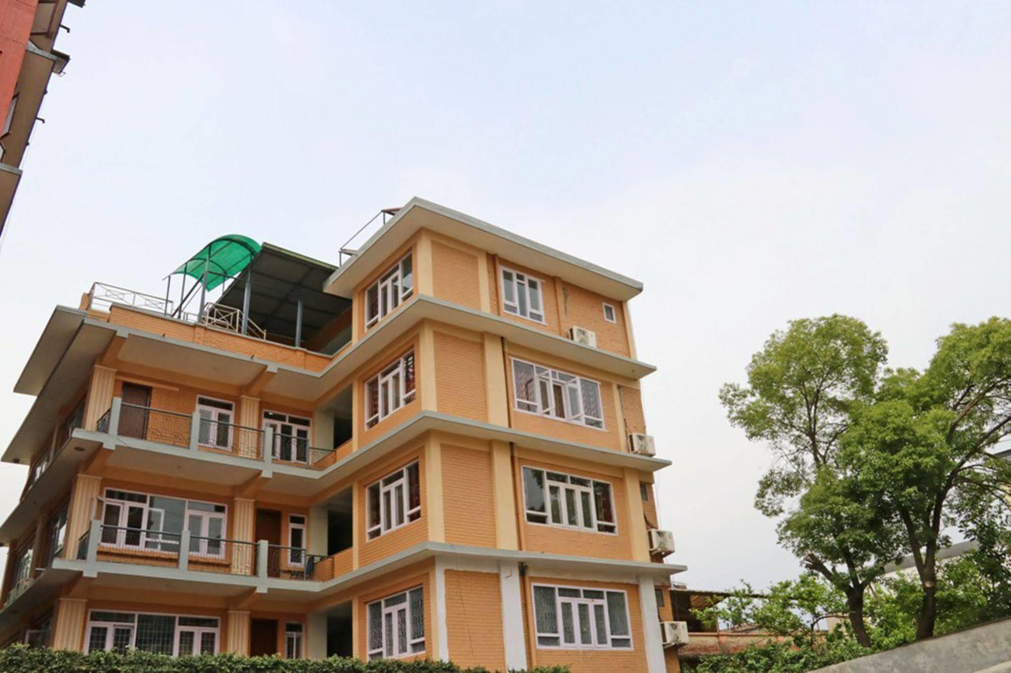 Hotel Holiday Taj  Kathmandu Exterior foto